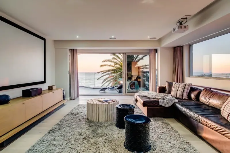 Houghton Penthouse in camps bay – photo 12