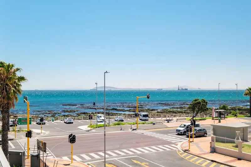 Atlantic Point in Mouille Point – photo 24