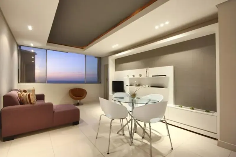 Bantry Bay Apartment 404 in Bantry Bay – photo 9