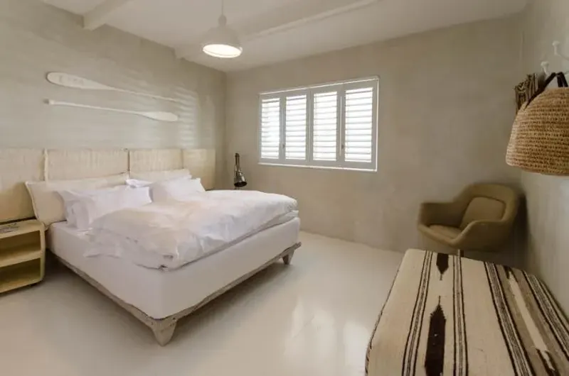 Dolphin Beach Apartment in Table View – photo 8