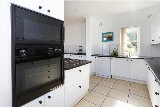 property_3f958e3c-a14e-402d-afed-14dd63735056_8