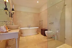 Constantia Heights Villa in Constantia – photo 26 thumbnail