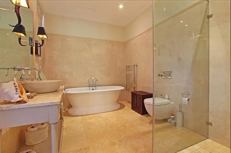 Constantia Heights Villa in Constantia – photo 26