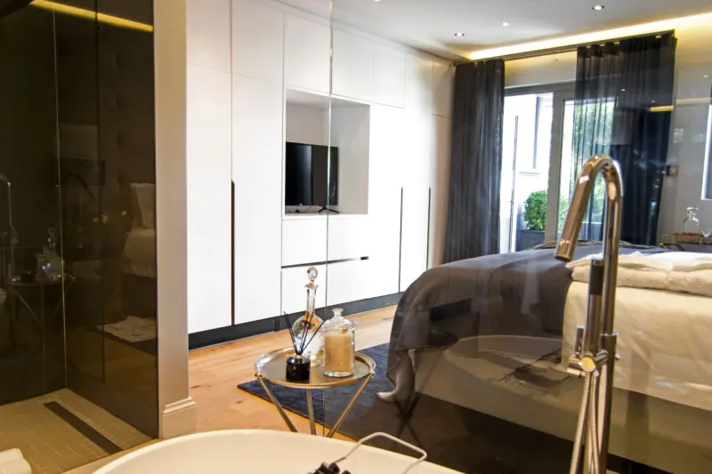 Bantry Luxe Apartment 2 in Bantry Bay – photo 20