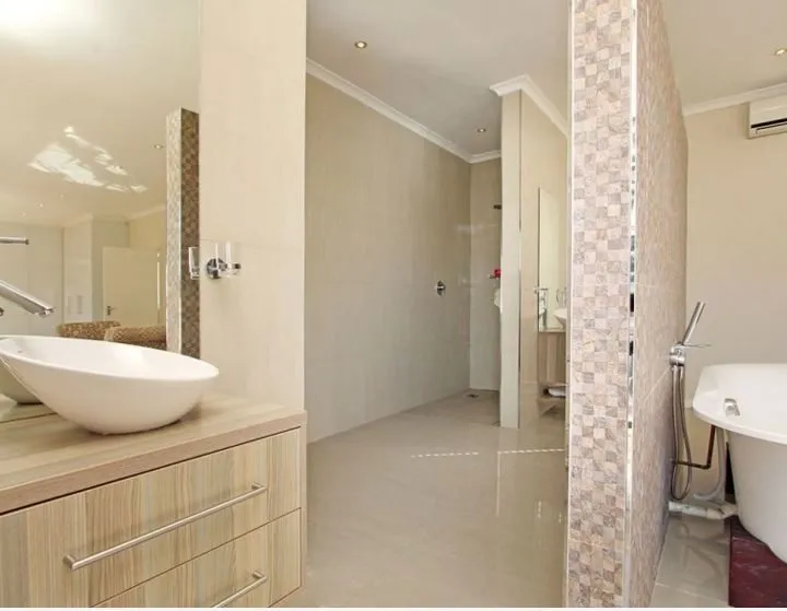 property_3fdd88f4-c1ed-495c-8ca3-84879f22afdb_17