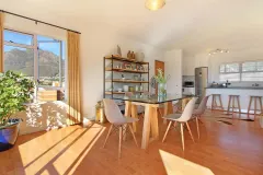 Kloof Street Apartment in Gardens – photo 1 thumbnail