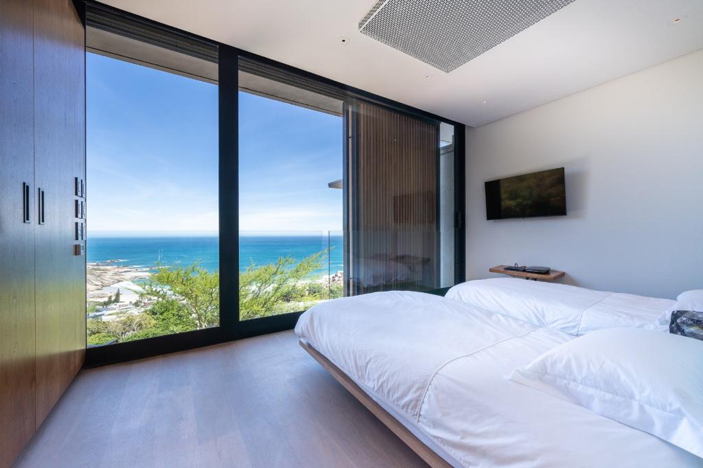 property_405d2844-eae8-4c36-b523-cbeae27e2986_24