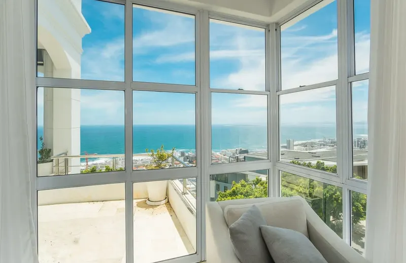 Ocean View Elegance in Bantry Bay – photo 25