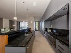 Loader Villa in Green Point – photo 15 thumbnail