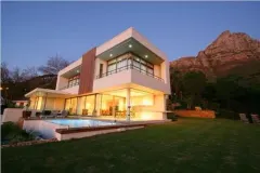 Dal Road Villa in Camps Bay – photo 1 thumbnail