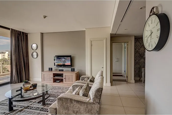property_40cb78e9-64be-4292-ac80-e399841c1e05_3