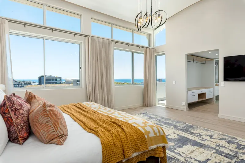 Malachite Penthouse  in Green Point – photo 21