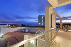 Bayview Villa in Bloubergstrand – photo 1 thumbnail