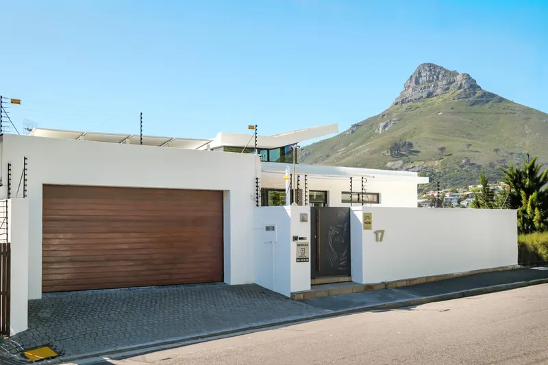 17 Geneva Drive in Camps Bay – photo 47