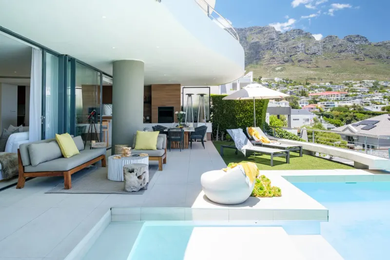 Ocean's 33 Villa in Camps Bay – photo 35