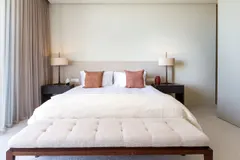 East West Penthouse in Mouille Point – photo 14 thumbnail