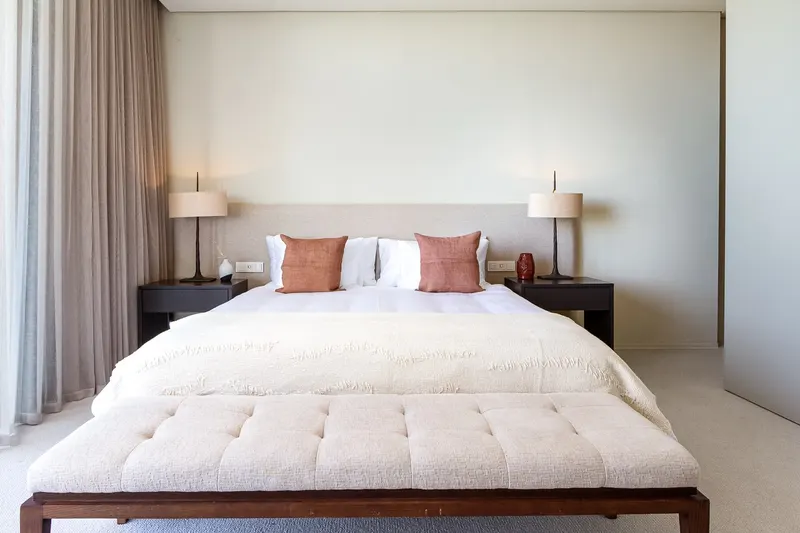 East West Penthouse in Mouille Point – photo 14