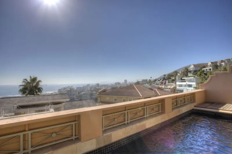 Ravine Views in Bantry Bay – photo 3