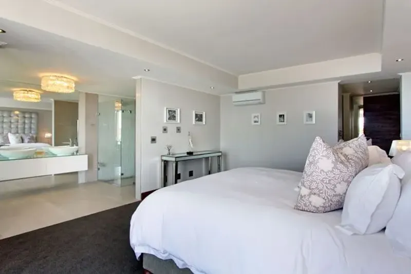 The Houghton in Camps Bay – photo 10