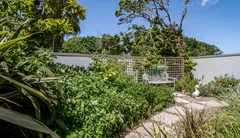 Constantia Villa in Constantia Heights – photo 25 thumbnail