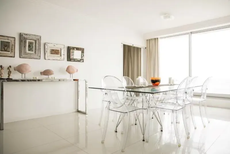 Valhalla 3 Bedroom Apartment in Clifton – photo 3