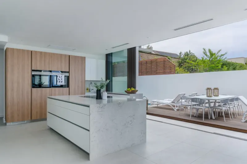 24 Geneva - 12 Bedroom Villa in Camps Bay – photo 28