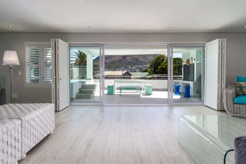 Villa Azzure in Camps Bay – photo 43