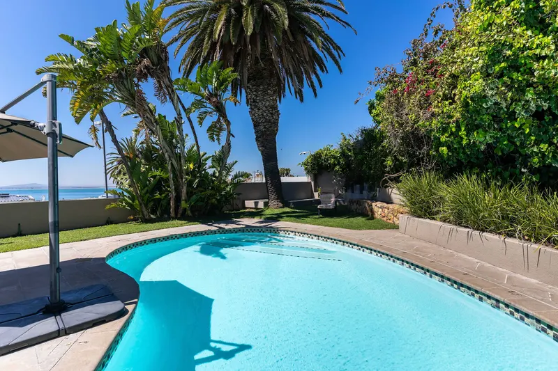 Green Point Grande in Green Point – photo 2