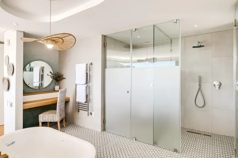 17 Geneva Drive in Camps Bay – photo 23