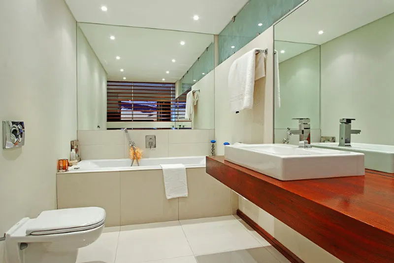 Infinity Penthouse in West Beach – photo 10