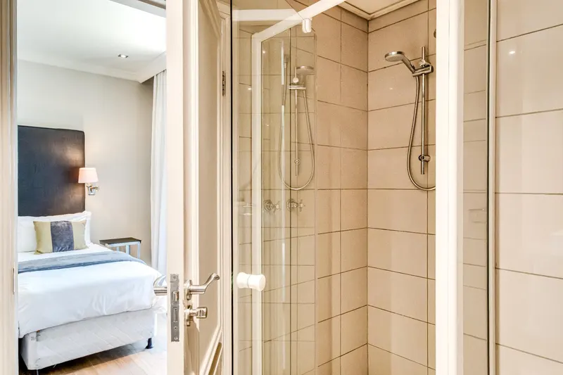 407 Royal in Green point – photo 23