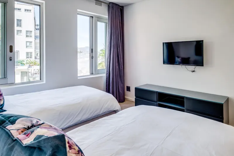 Ocean Breeze in Clifton – photo 10