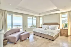 Tree Rd Villa in Camps Bay – photo 12 thumbnail