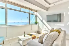 Seatide Studio in Mouille Point – photo 4 thumbnail