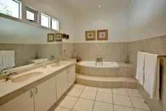 Villa Barbara in Bakoven – photo 16 thumbnail
