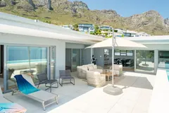 Khalanga Penthouse in Camps Bay – photo 19 thumbnail