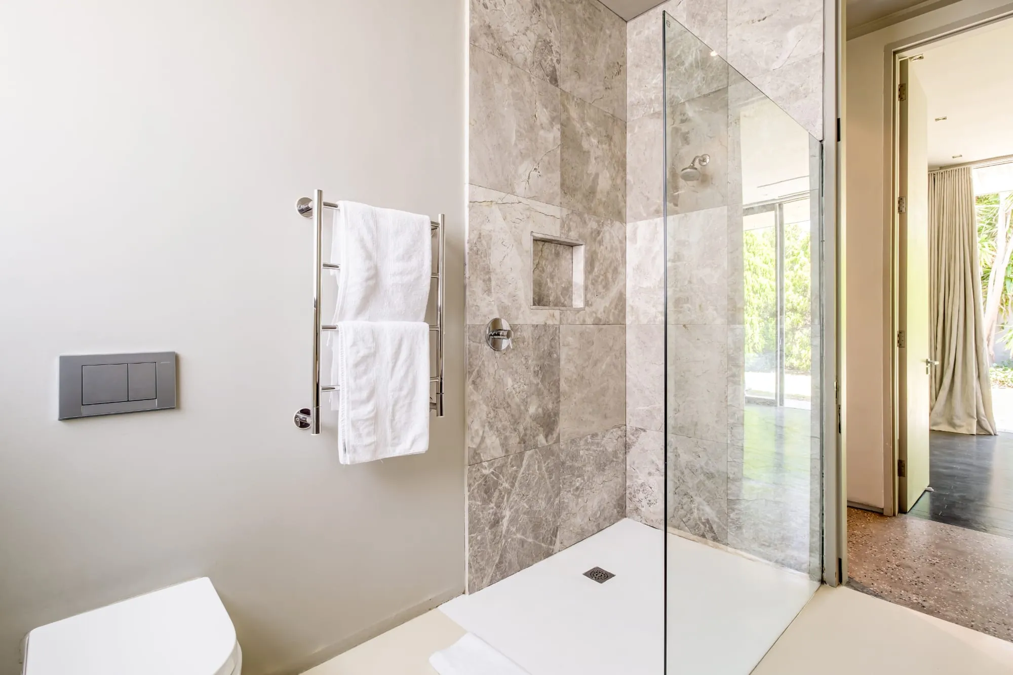 property_43540974-766b-42eb-a501-39842188ed50_7