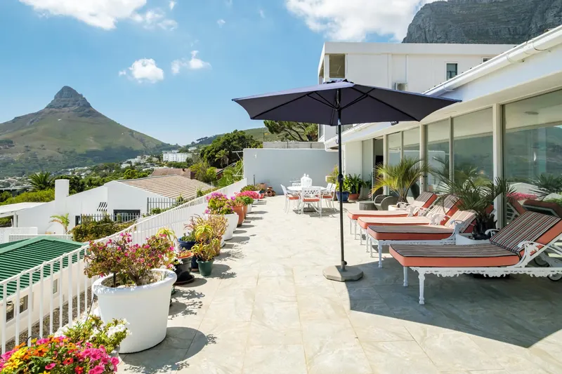 The Sanctuary in Camps Bay – photo 33