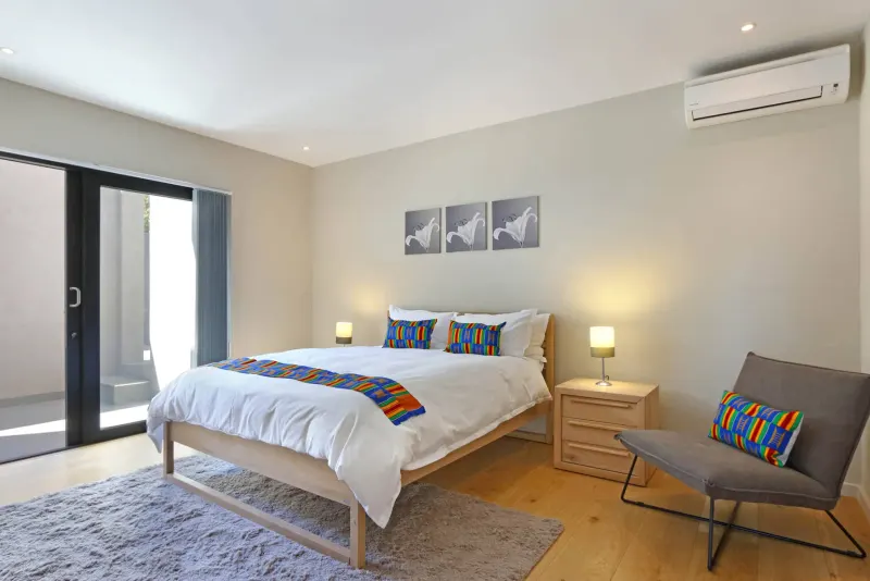 20 Finchley Villa in Camps Bay – photo 14