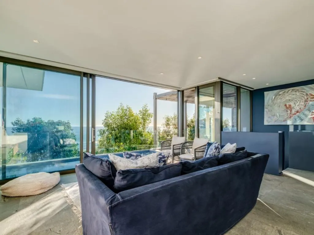 property_43c07cef-7ec1-4edf-bf06-58c3647f5195_30