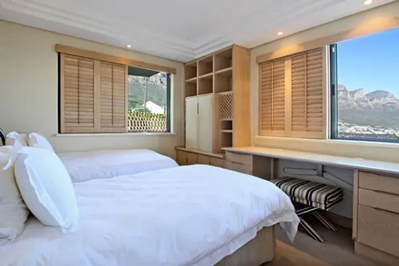 Clifton Nautica in Camps Bay – photo 11