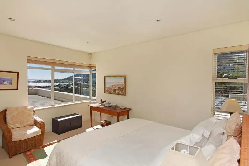 Victoria Views Apartment in Camps Bay – photo 10