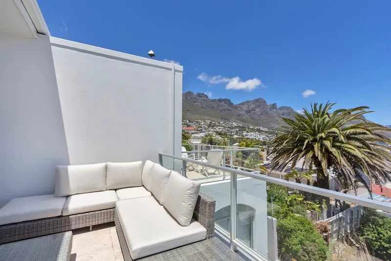 Summer Place in Camps Bay – photo 5
