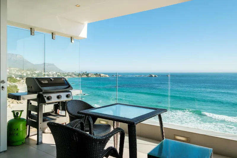 Ocean Breeze in Clifton – photo 23