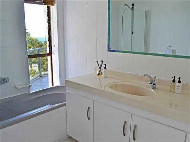 property_450c7a53-8224-4228-b368-4a85a702d868_9