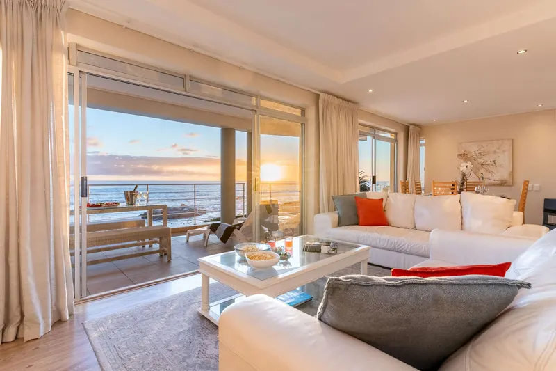 BALI SHORE APT (CB019C) in Camps Bay – photo 9