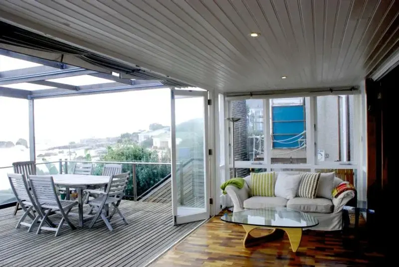 Sea Foam Bungalow in Bakoven – photo 1