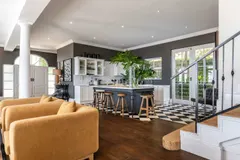 Chateau Camps in Camps Bay – photo 17 thumbnail
