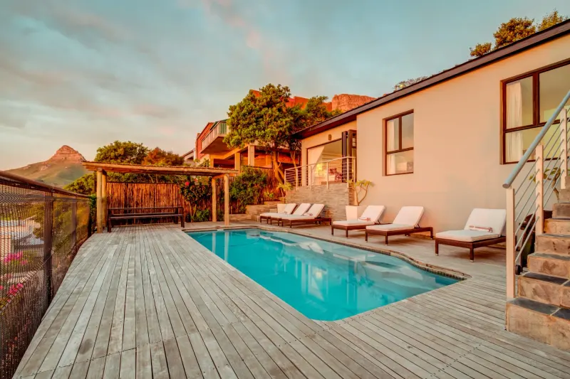 Sunset Views in Camps Bay – photo 20