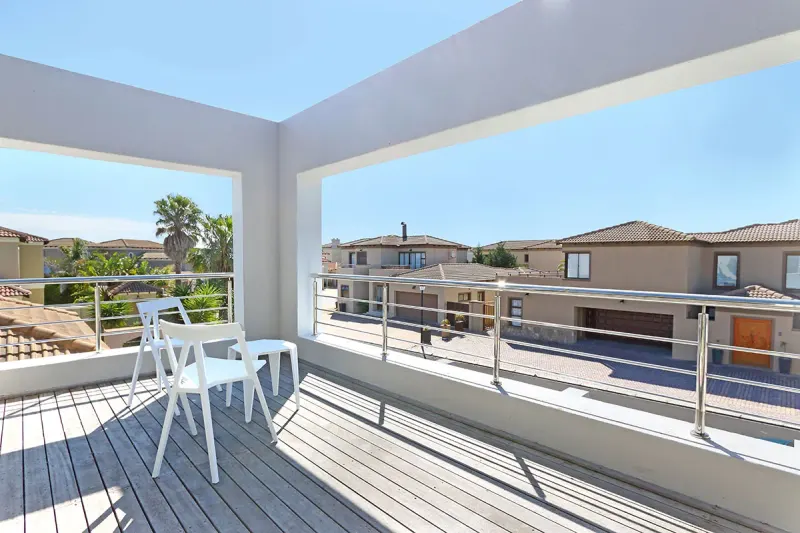 Villa Santa Fe in Big Bay – photo 2